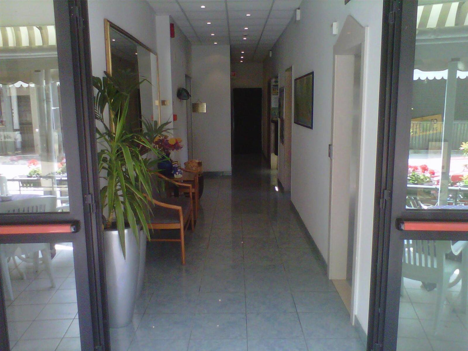 לידו די ג'סולו Albergo Aquila מראה חיצוני תמונה