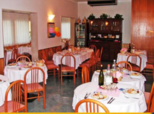 לידו די ג'סולו Albergo Aquila מראה חיצוני תמונה